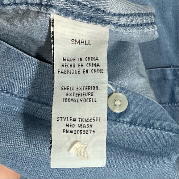 Thread & Supply Light Blue Short Sleeve Frayed Button-Down Dress - Picture 4 of 5